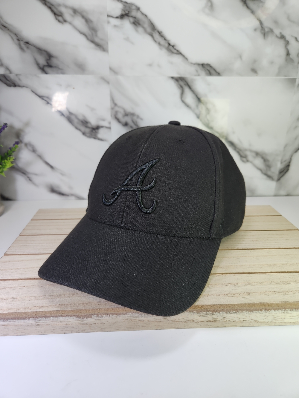 Atlanta Brave Black Baseball Cap. MVP Adjustable. Unisex